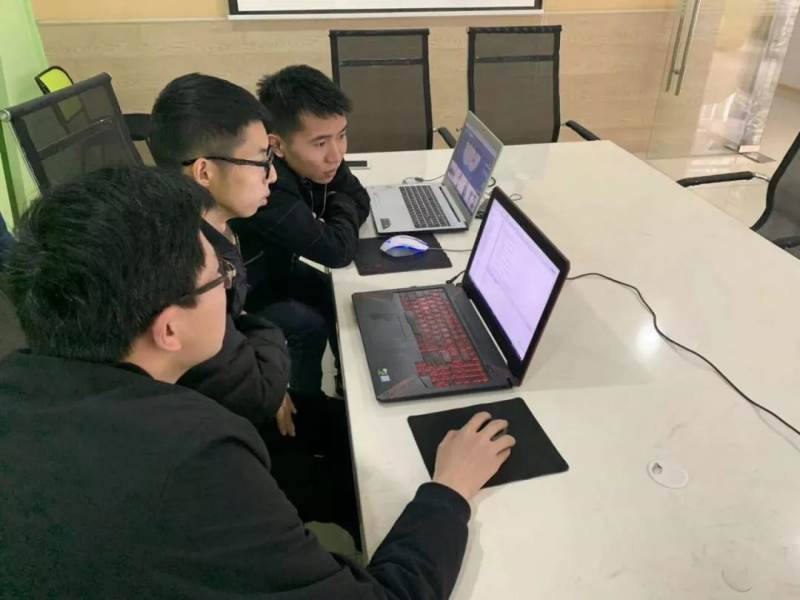 軟件開發(fā)教學(xué)現(xiàn)場八