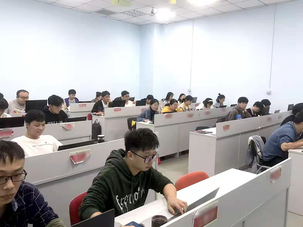 教授現(xiàn)場