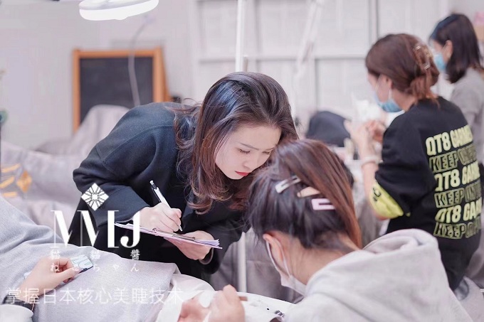 教學(xué)現(xiàn)場(chǎng)