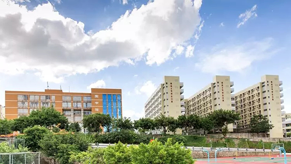學校風貌