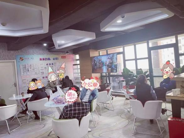 咨詢現(xiàn)場