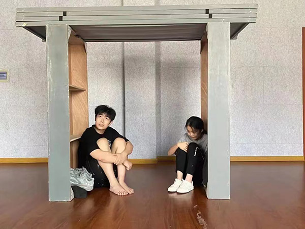 小品表演