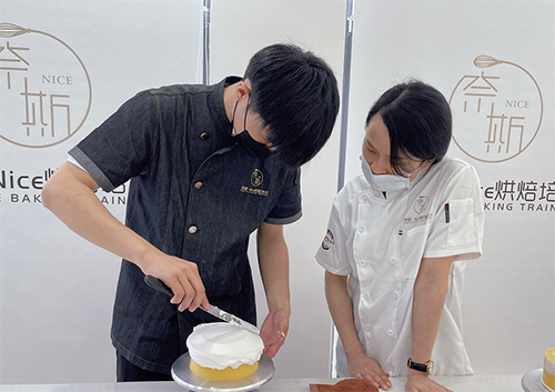 教師實操演示