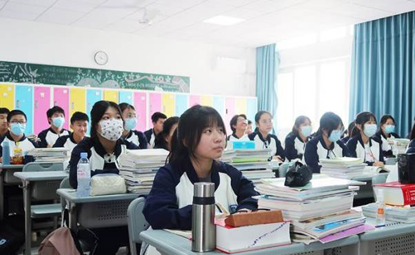 學(xué)習(xí)現(xiàn)場(chǎng)