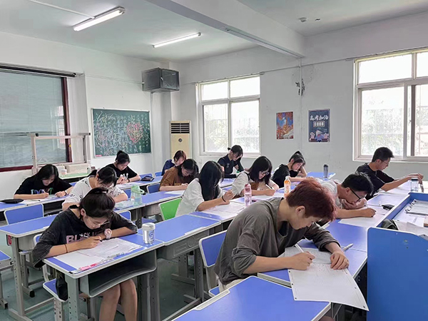課堂實(shí)拍