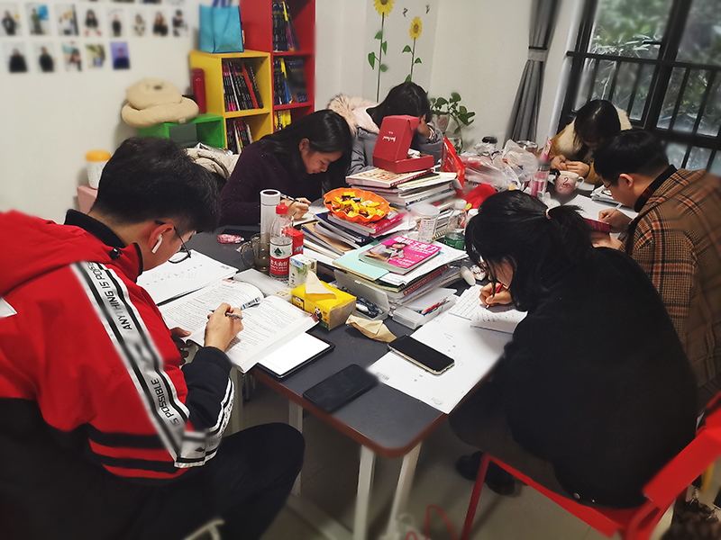 學(xué)習(xí)現(xiàn)場實拍