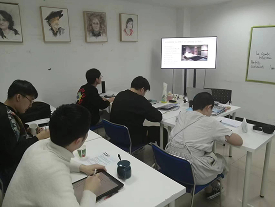 授課場景