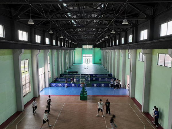 籃球館