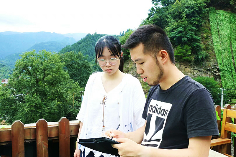 美術(shù)言傳身教
