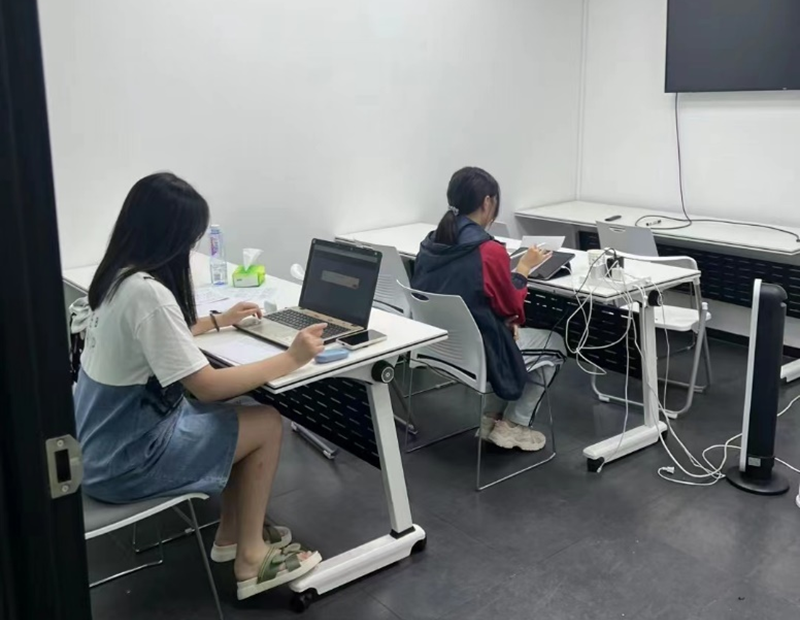 課堂現(xiàn)場(chǎng)