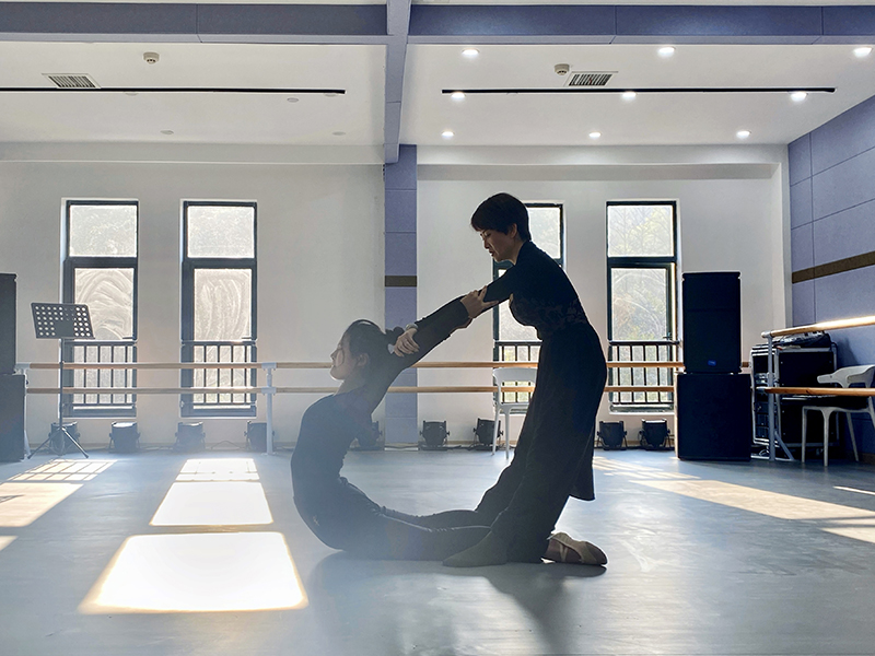 舞蹈教學(xué)