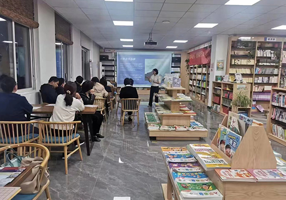 團建